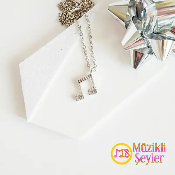 Zirkon%20Taşlı%20iki%208’lik%20Zarif%20Nota%20Kolye