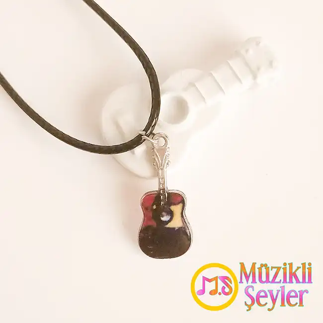 Renkli%20Mineli%20Gitar%20Kolye