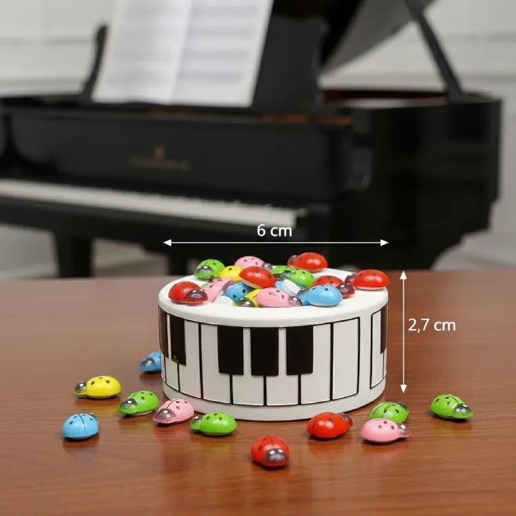 Piyano Tuşları Desenli Mumluk