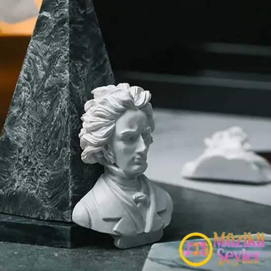 Ludwig van Beethoven büst magnet