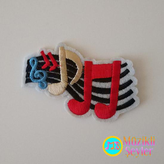 Ütü ile yapışan Rengarenk Notalı Arma Patch Yama