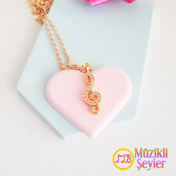Zirkon%20Taşlı%20Sol%20Anahtarı%20Kolye