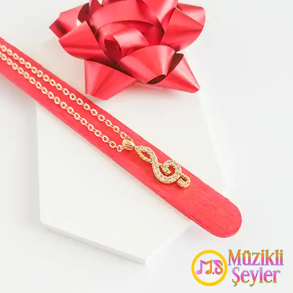 Zirkon%20Taşlı%20Sol%20Anahtarı%20Kolye